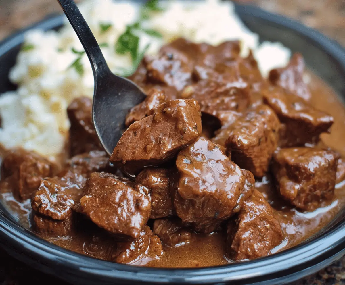 Easy Crockpot Beef Tips with Savory Gravy
