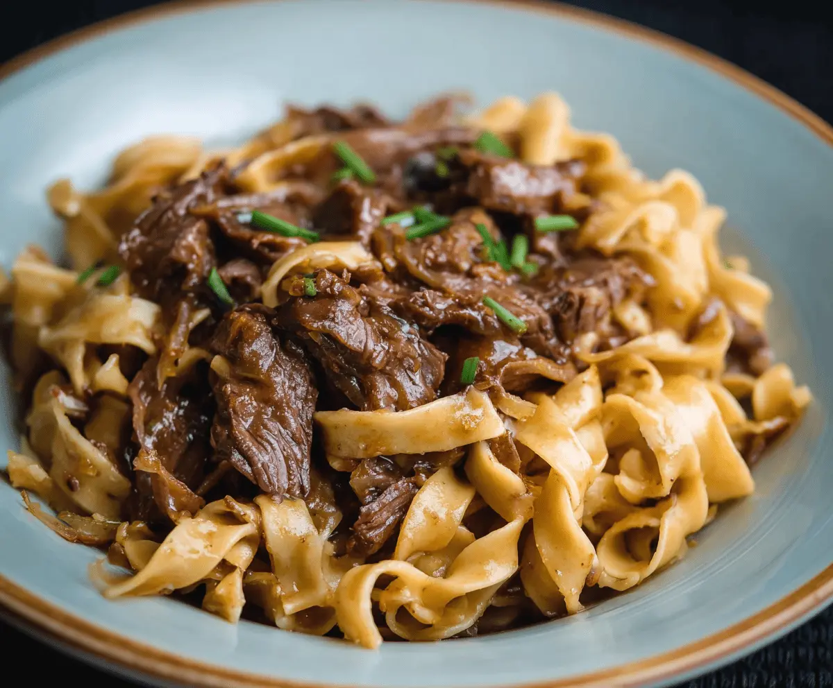 Easy Slow Cooker Beef and Noodles Recipe